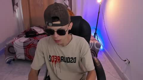 MatthewBoy online show from May 1, 11:13 am