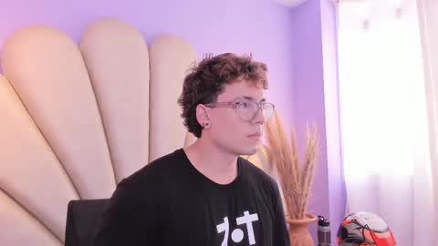 matthew online show from December 14, 7:54 pm