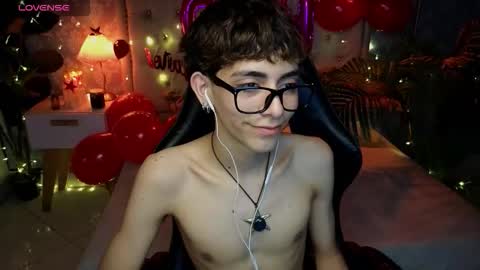 matty_spark online show from March 25, 1:37 pm