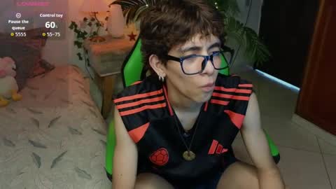 matty_spark online show from May 27, 1:19 pm