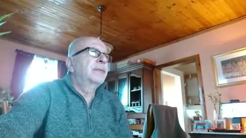 Maurice online show from February 14, 1:08 pm