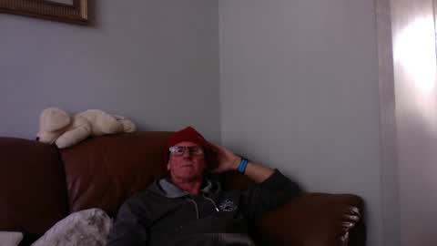 mav3633 online show from October 27, 10:28 am