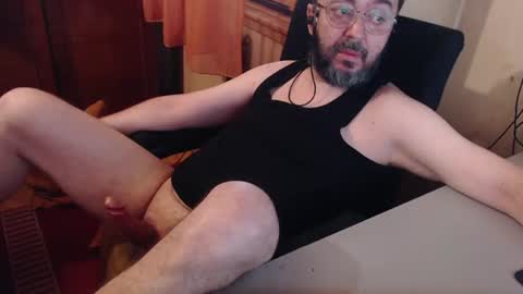 Max online show from July 25, 5:37 am