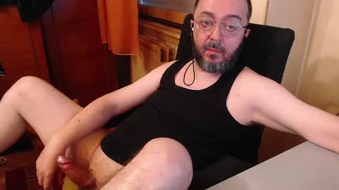 Max online show from June 12, 8:23 am
