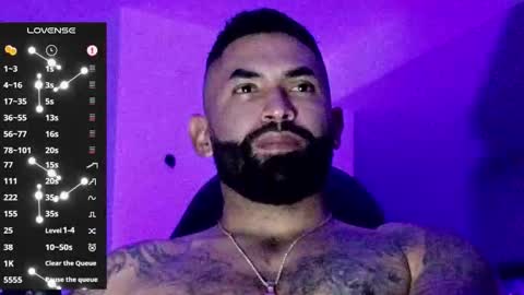 max__prada online show from February 10, 2:49 am