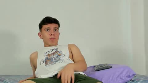 Max online show from December 13, 8:59 pm