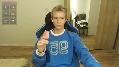 Max Gen with tats 24years  And Ethan without tats 20 years online show from March 17, 4:09 pm