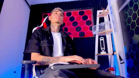 Max online show from March 20, 4:38 am