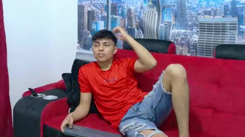 max_latin_ online show from February 19, 12:00 pm