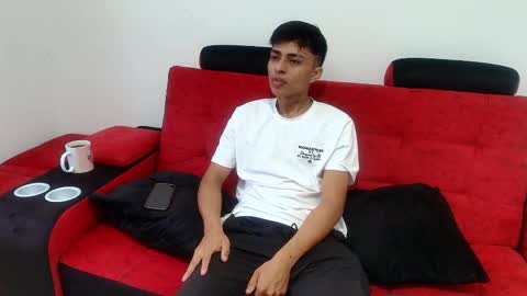max_latin_ online show from January 13, 11:30 am