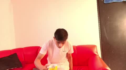 max_latin_ online show from January 20, 11:56 am