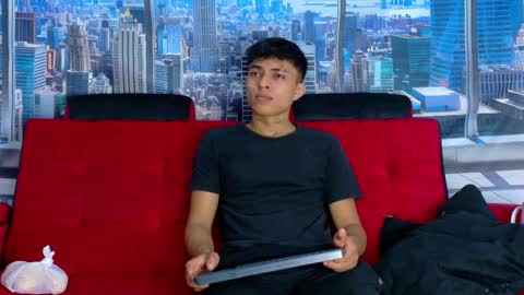 max_latin_ online show from February 22, 12:29 pm