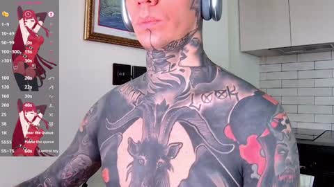    online show from April 11, 7:15 am