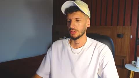 Max Taylor online show from January 15, 9:50 pm