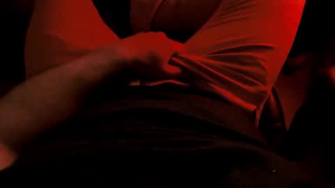 maxcamlove online show from February 24, 5:00 am