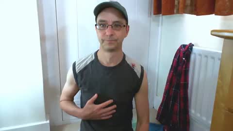 Max Davies online show from July 2, 2:23 pm