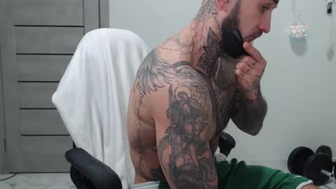 Maximus Fox online show from February 4, 9:37 am