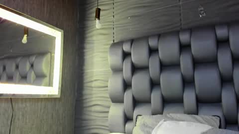 Alex online show from February 22, 2:40 pm