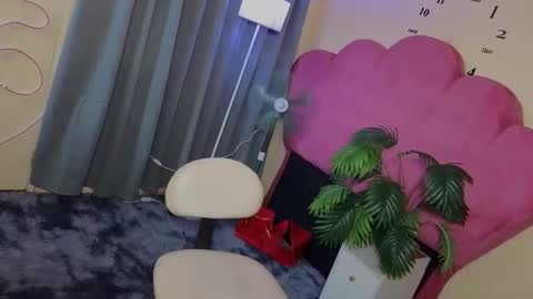 Reyn online show from November 24, 12:11 am