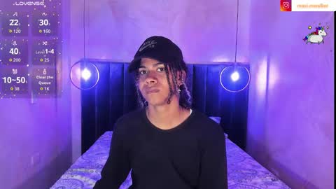 maxim online show from November 3, 3:10 am