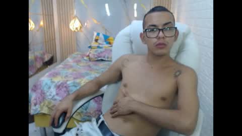 maxi online show from May 26, 3:02 am