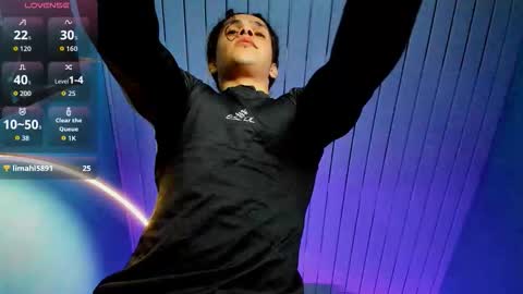 Snapshot of maximiliano_scoott_ chatting on September 12, 8:31 pm maximiliano_scoott_ online show from September 12, 8:31 pm