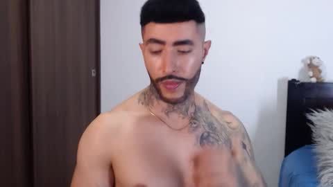 Independent Model online show from December 28, 3:58 am