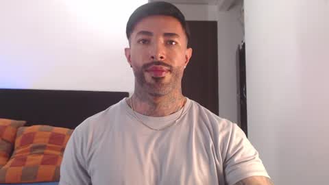 Independent Model online show from July 26, 4:53 am