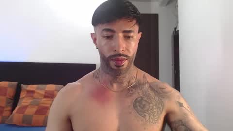 Independent Model online show from July 28, 5:04 am