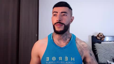 Independent Model online show from February 28, 1:15 am