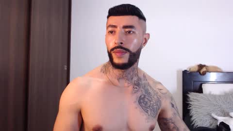 Independent Model online show from February 22, 5:02 am