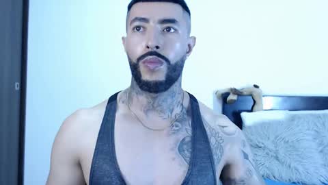 Independent Model online show from February 16, 4:09 am