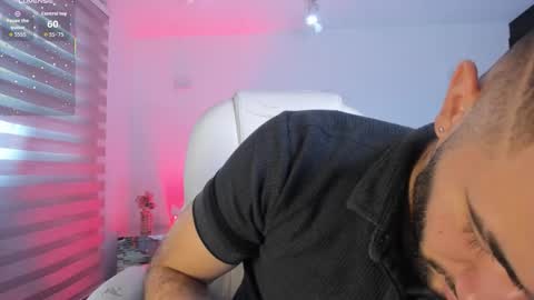 Maximus online show from February 25, 12:17 pm