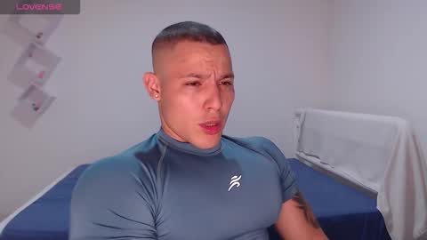 Max online show from February 19, 7:49 am