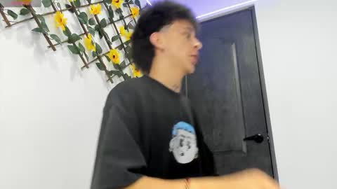 Max online show from March 4, 3:24 am