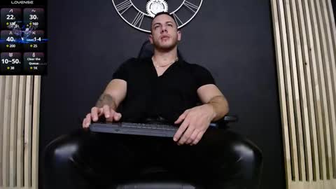 Snapshot of maxxxpowerful chatting on February 13, 4:00 am maxxxpowerful online show from February 13, 4:00 am