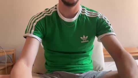 MaxXxurbate online show from March 22, 11:48 am