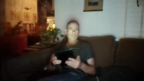 maybearope online show from May 15, 6:43 am
