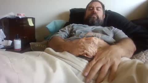 Dad bod 43 online show from March 7, 6:00 pm