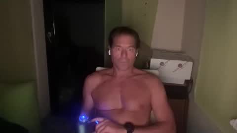 medeinoe online show from September 27, 6:50 pm