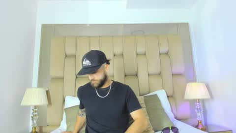  Medellin Boy  online show from February 21, 11:10 pm