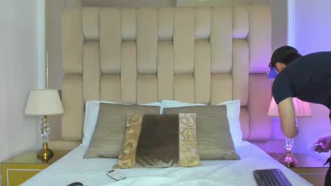  Medellin Boy  online show from February 15, 8:01 pm