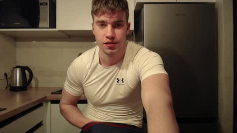 Max online show from March 9, 10:52 pm