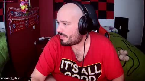 menditeta online show from February 8, 8:24 pm