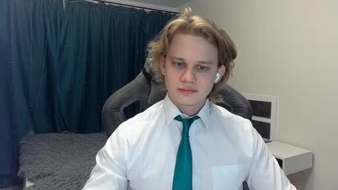 Mickey online show from December 22, 4:28 am