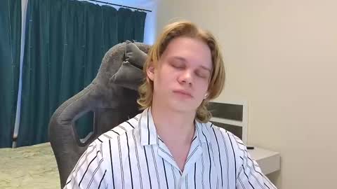 Mickey online show from February 20, 4:18 am