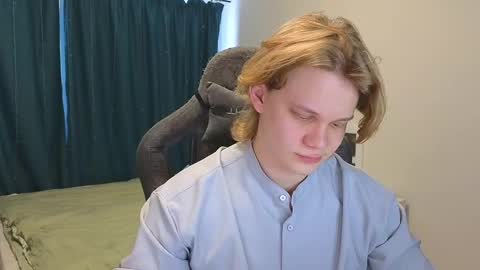 Mickey online show from February 24, 4:38 am