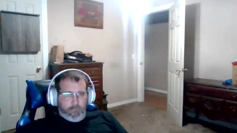 mercer1977 online show from August 7, 10:33 am
