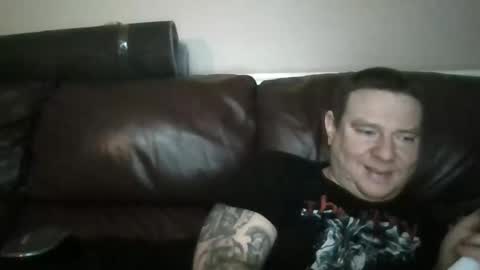 ezio online show from February 28, 9:33 pm