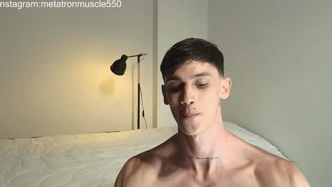 Snapshot of metatron_muscle chatting on January 20, 1:39 am Dany online show from January 20, 1:39 am